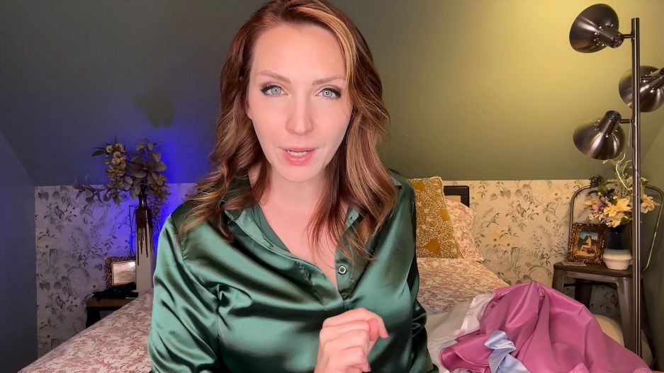 SneezeGoddess – Tickling Your Balls with Satin